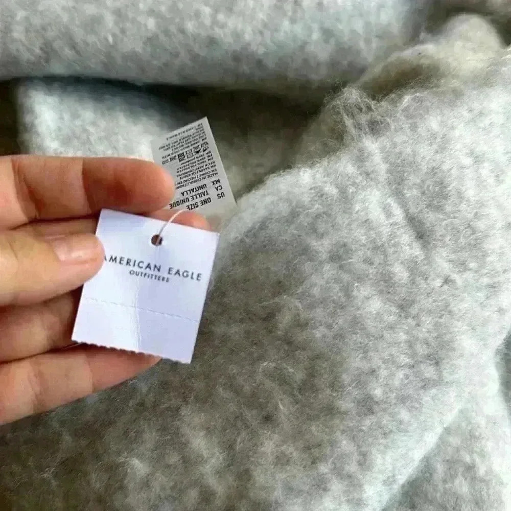 American eagle - Picture 3 of 4
